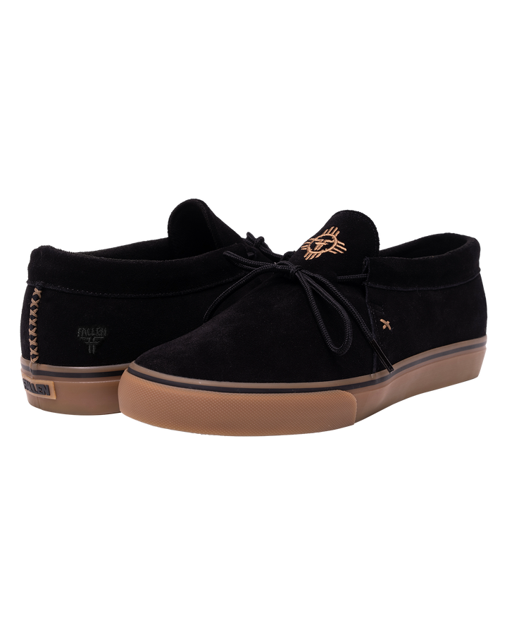 APACHE - BLACK / GUM - Tommy Sandoval