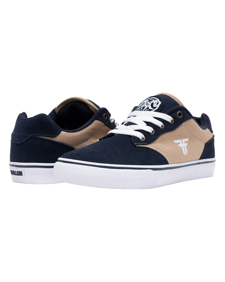 THE GOAT - NAVY / TAN / WHITE
